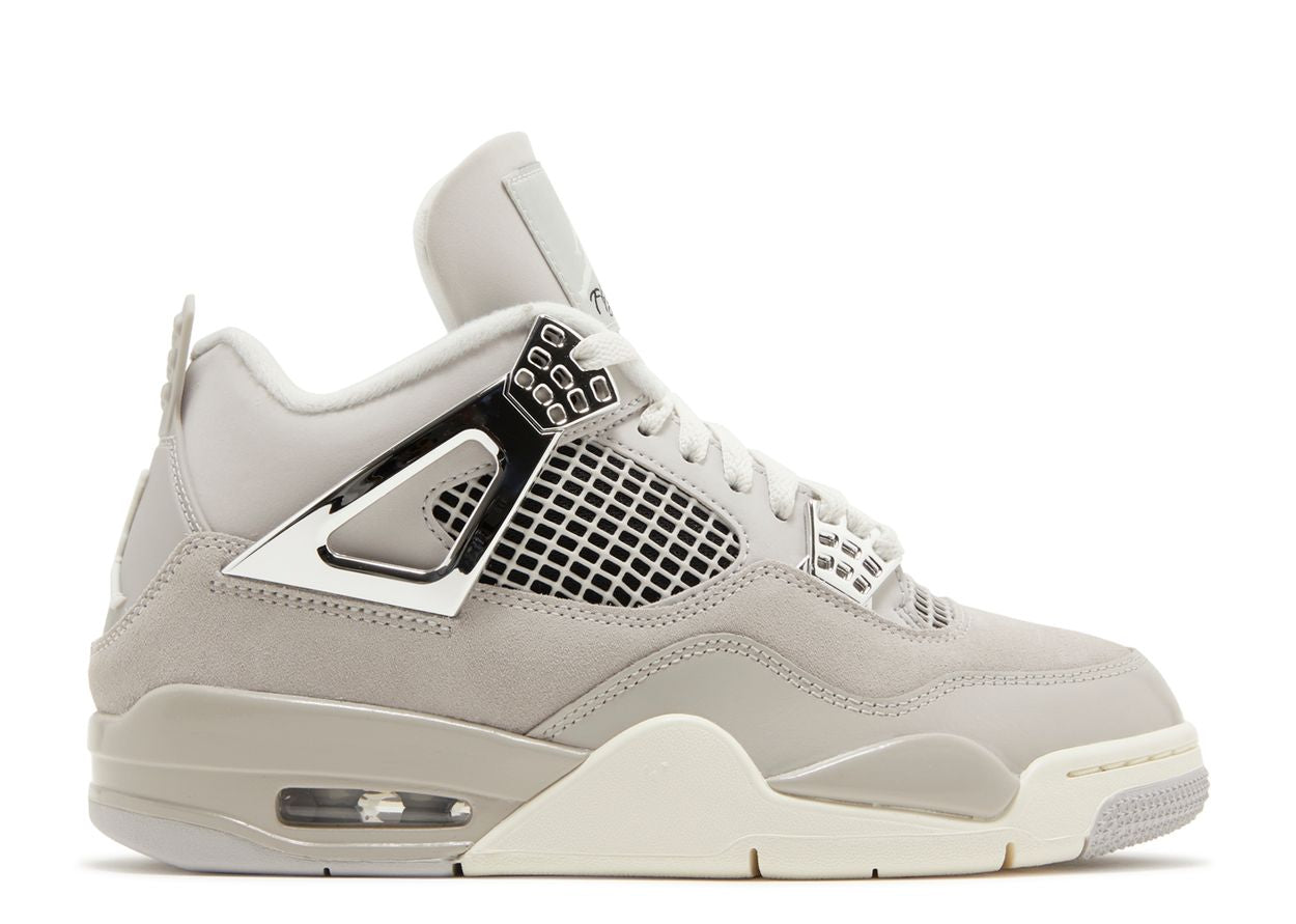 Air Jordan 4 Frozen Moments