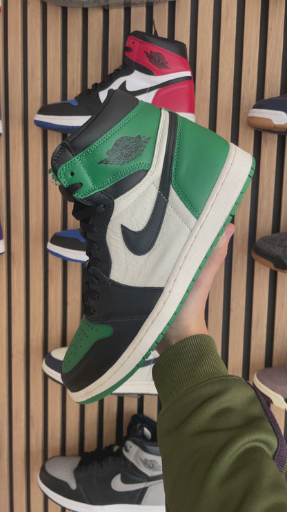 Air Jordan 1 Retro High OG Pine Green